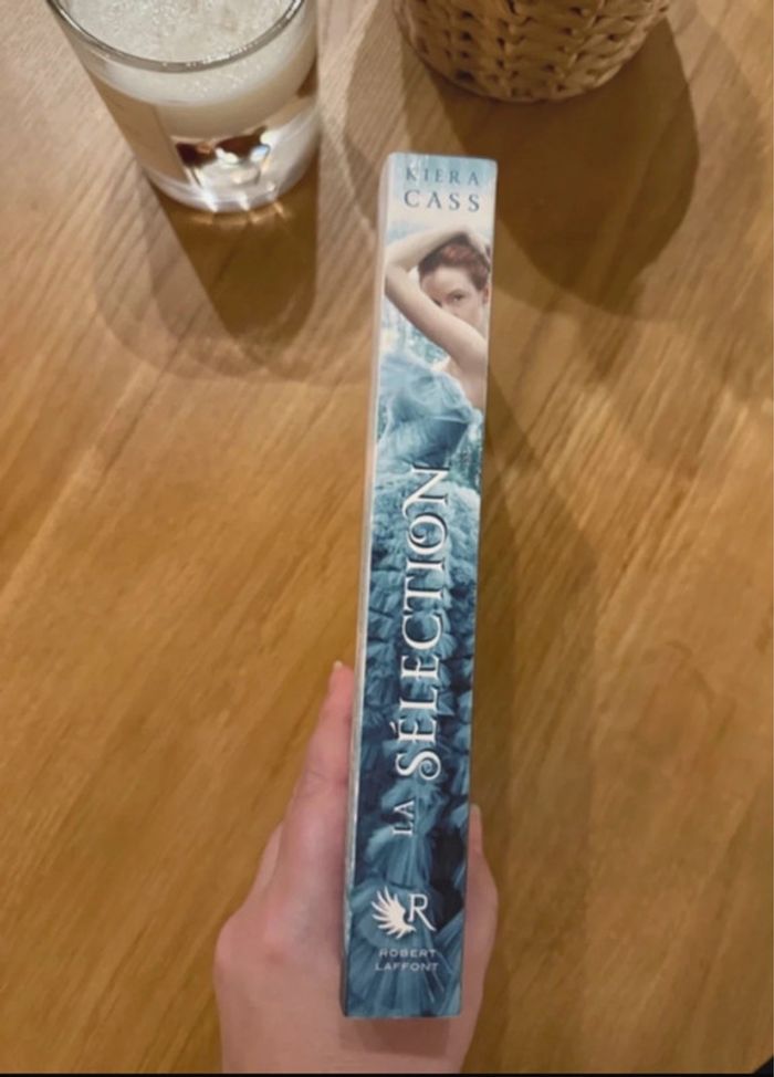 Livre La Sélection de Kiera Cass - photo numéro 3