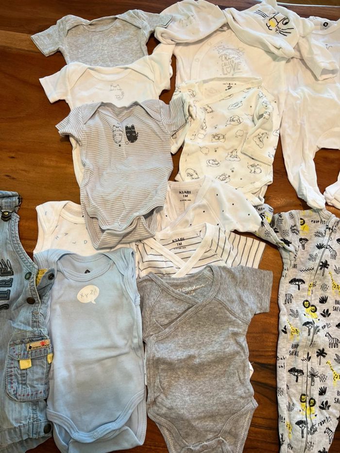 Lot vêtement 1 mois garçon - photo numéro 3