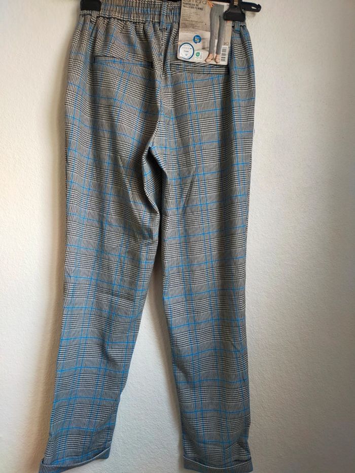 Pantalon tailleur - photo numéro 2