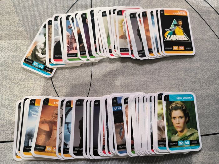 87 cartes Carte Star Wars