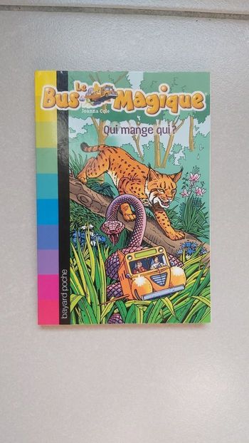 Le bus magique Qui mange qui ?