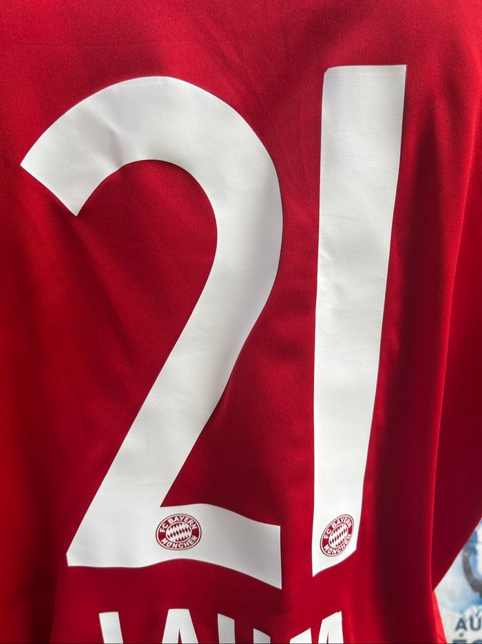 Maillot lahm Bayern Munich - photo numéro 4