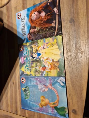 Lot de 7 livres Disney