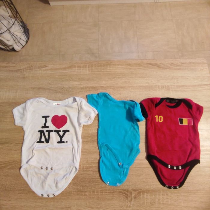 Lot 3 bodies taille 0-3 mois