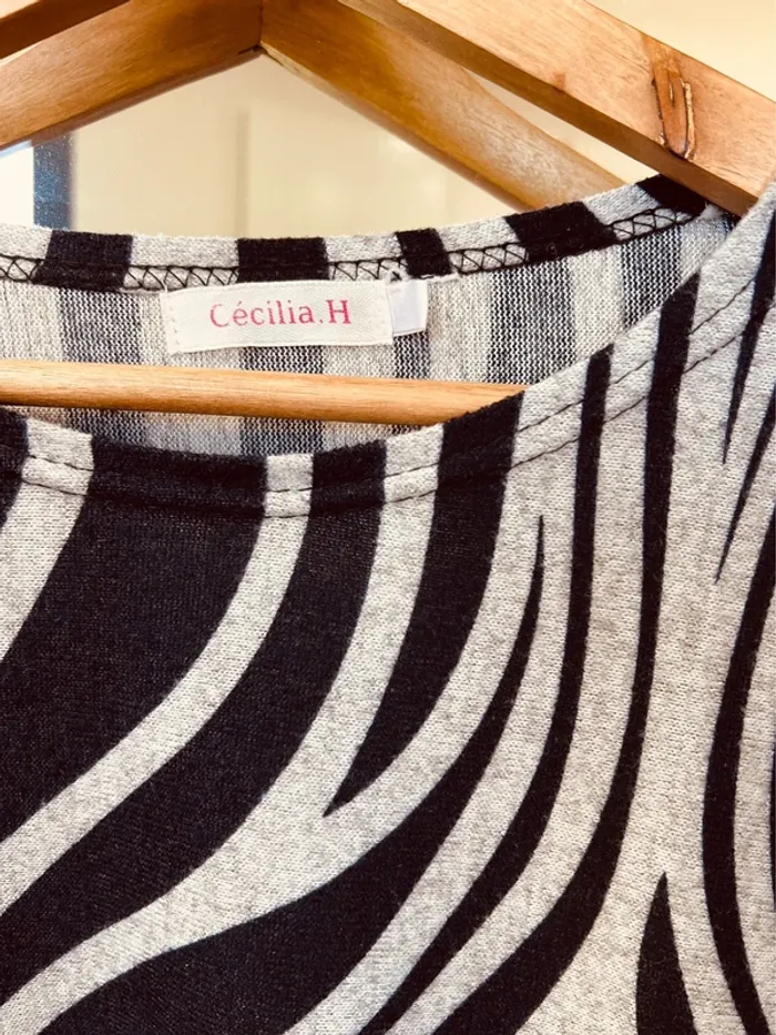 Taille M ~ 38 pull loose Célia H gris et bleu marine 🌺 - photo numéro 3