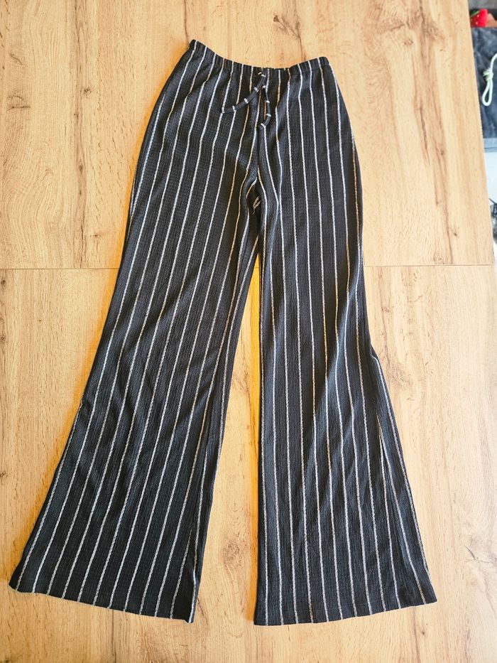 Pantalon neuf taille 32 - photo numéro 2