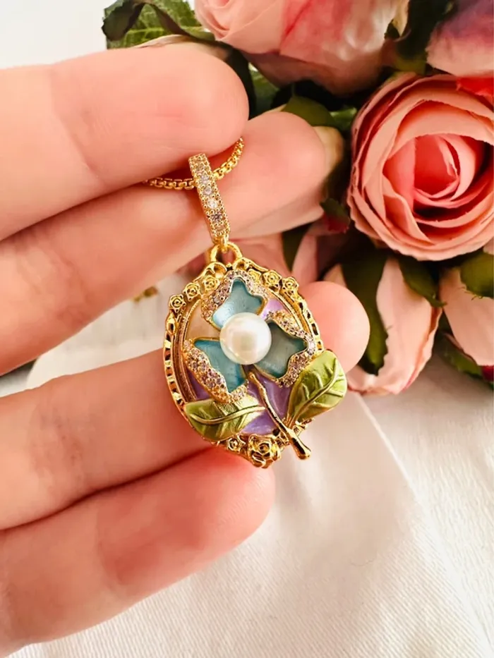 🌷Collier pendentif fleur en émail, vraie perle naturelle – Pièce unique, fait main, rare