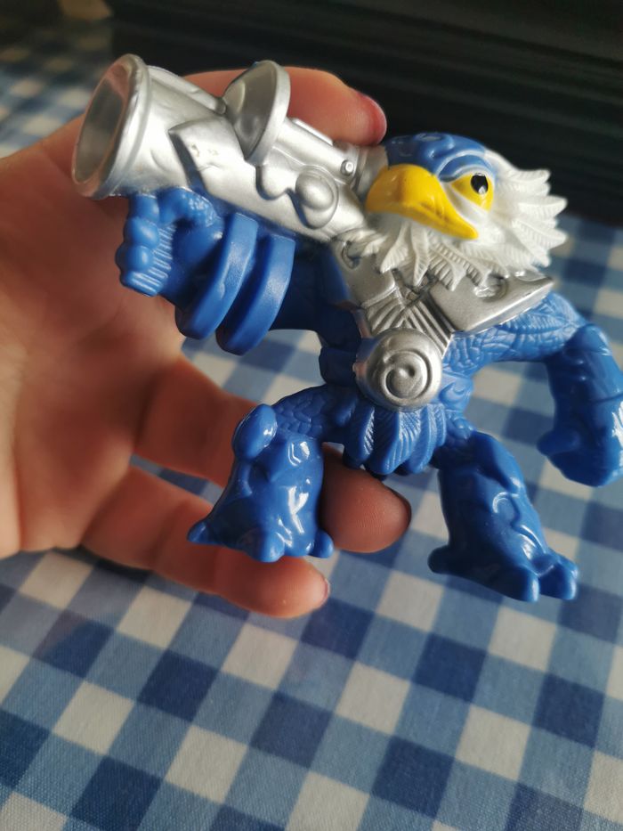 Skylanders Jet-Vac figurine aigle bleu McDonald's