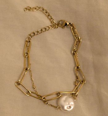 Bracelet