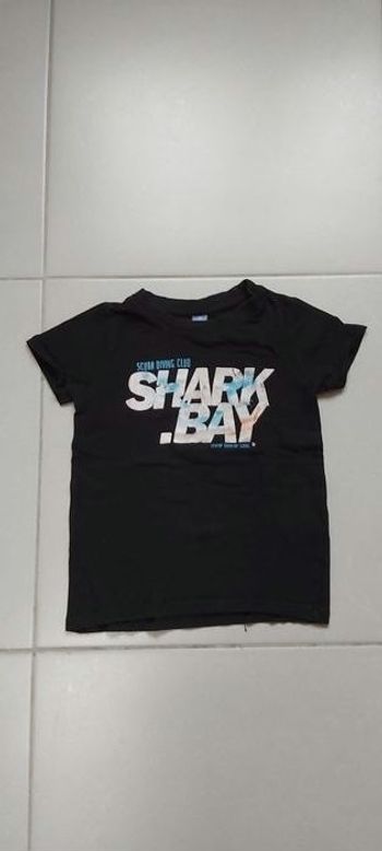 Tshirt manche courte 4/5 ans