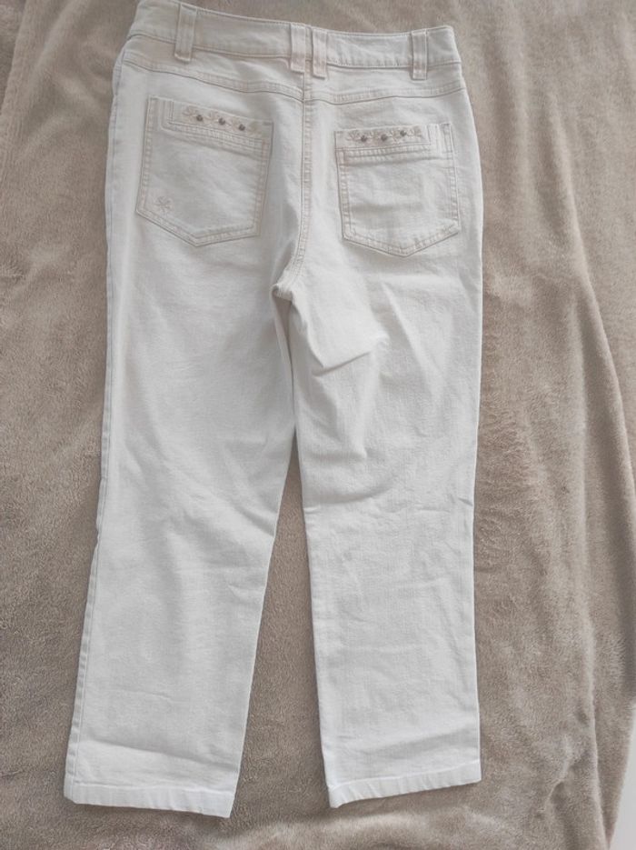 Jean droit beige Armand Thiery t.38 - photo numéro 2