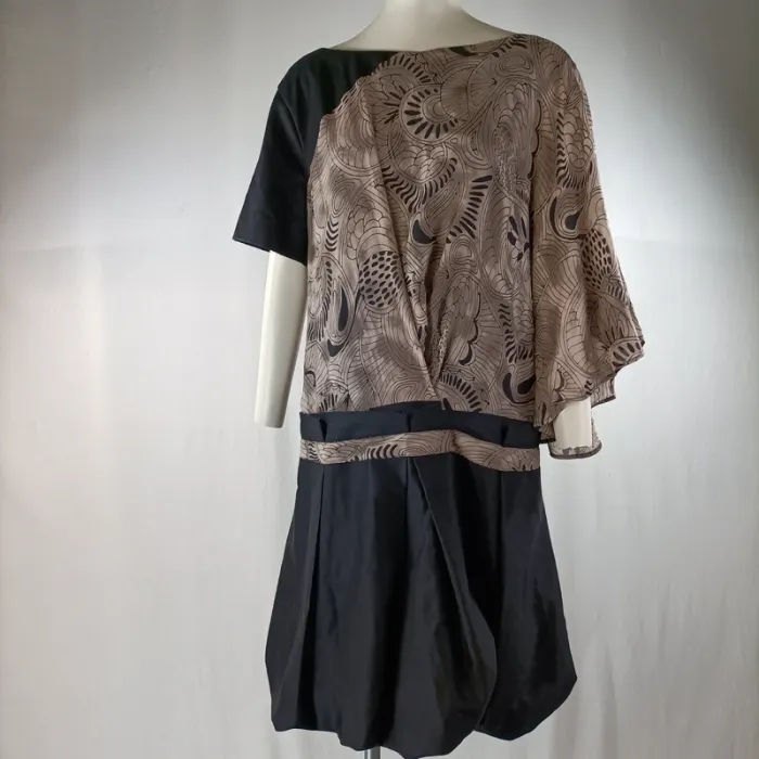 Robe dos en V - Manuel Hubert - Taille XL estimé A1151