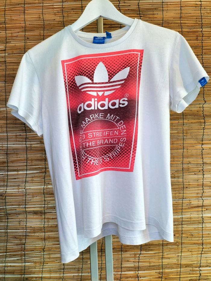 T-shirt manches courtes Adidas taille M