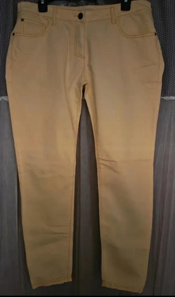 Pantalon jaune Gémo Taille 44 Neuf - photo numéro 2