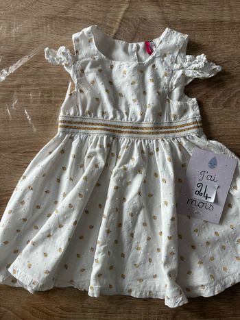 Robe blanche fraises dorées Orchestra t.23m