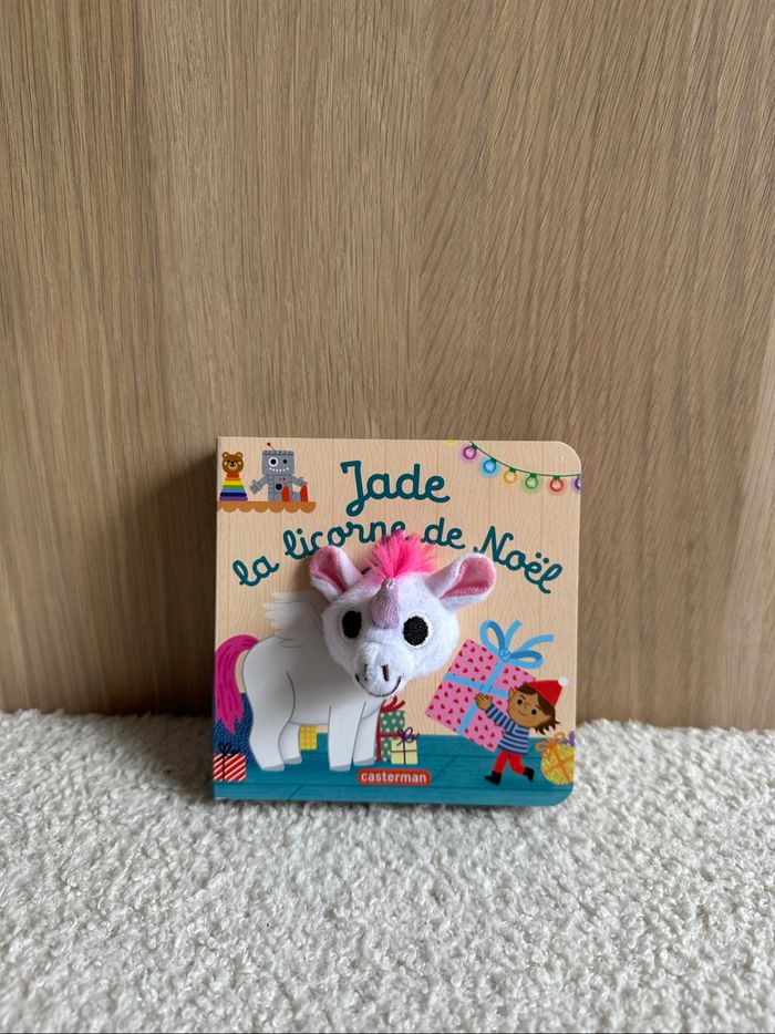 Livre jade la licorne de Noël