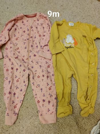 2 Pyjamas chauds 9m