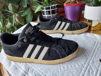 Adidas  en 45 1/2
