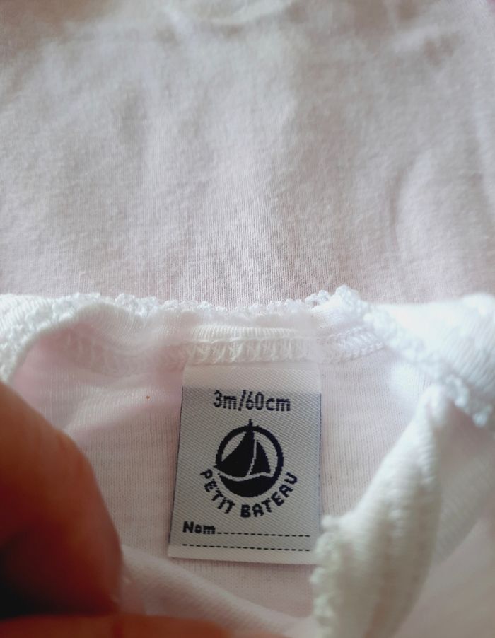 Lot de 2 bodys petit bateau - photo numéro 4