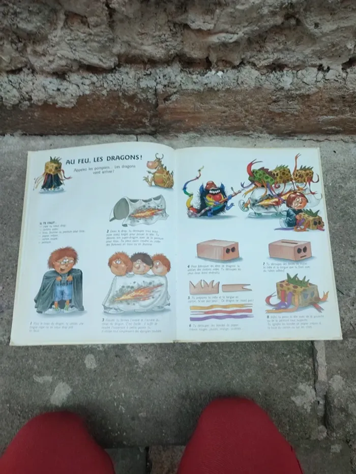 Livre le déguisement de kitou scrogneugneu - photo numéro 16