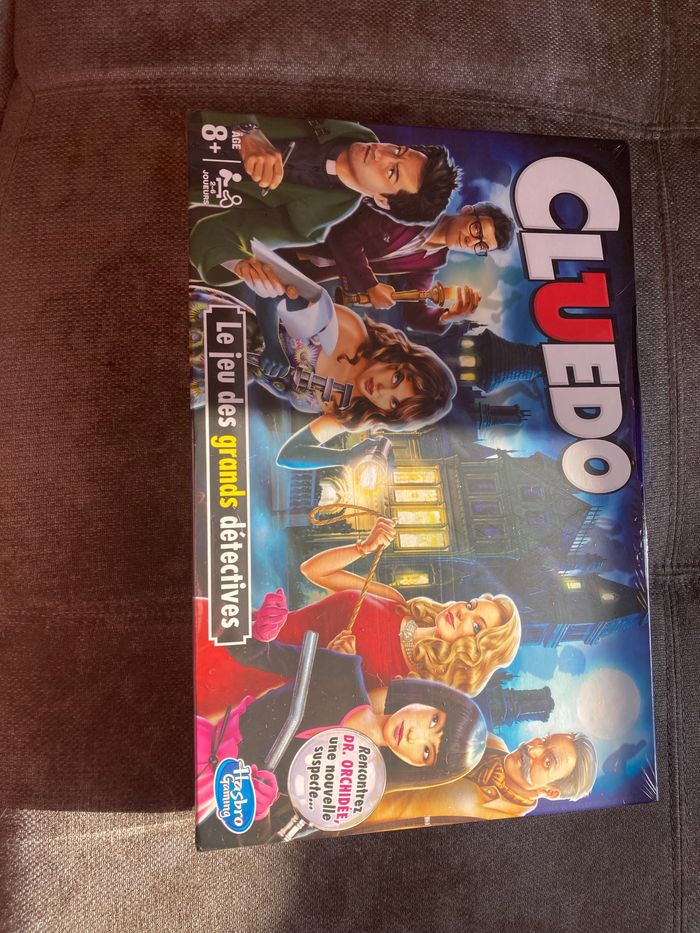 Cluedo neuf jamais ouvert