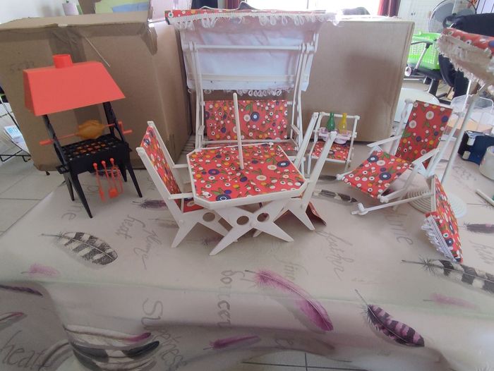 Salon de jardin pour poupées