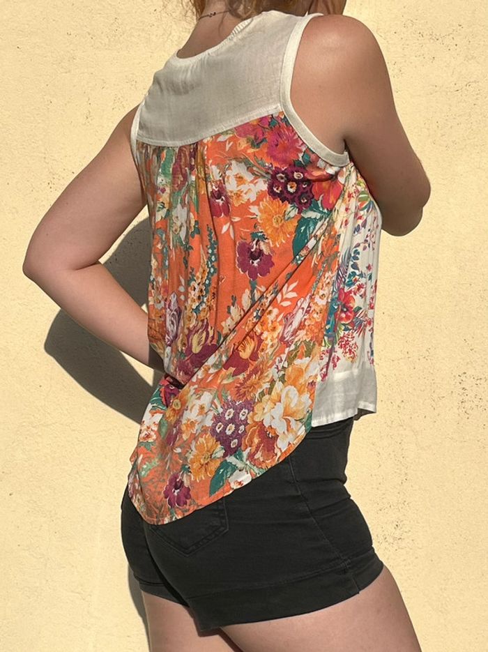 Blouse / tunique sans manches asymétrique et fleuris - photo numéro 6
