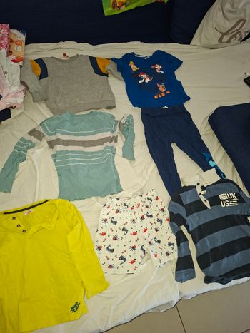 Lot 5 ans t shirt pull