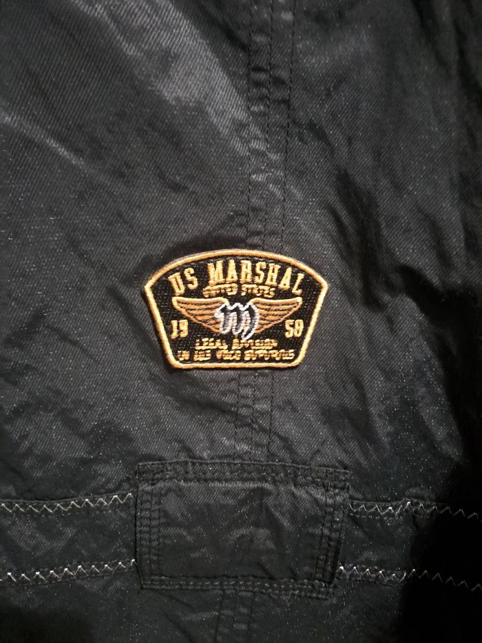 Veste noire - photo numéro 4