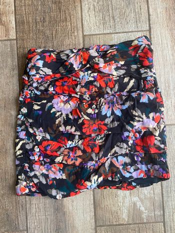 Mini jupe d’été drapée Zara motif fleuri