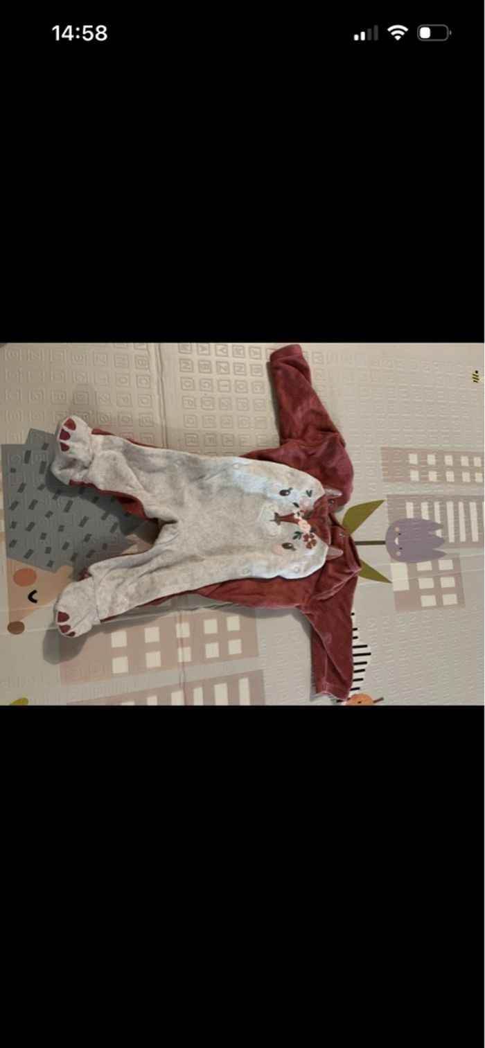 Lot pyjama 1 mois - photo numéro 8