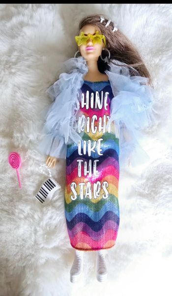 Barbie extra en très bon état