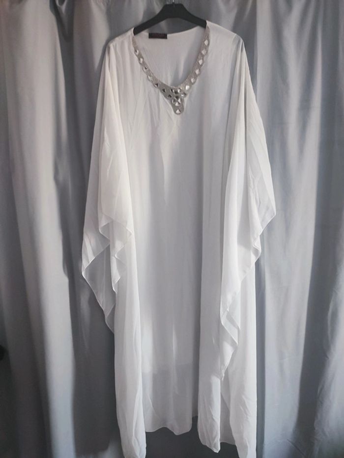 Faracha blanche robe de soirée - photo numéro 2