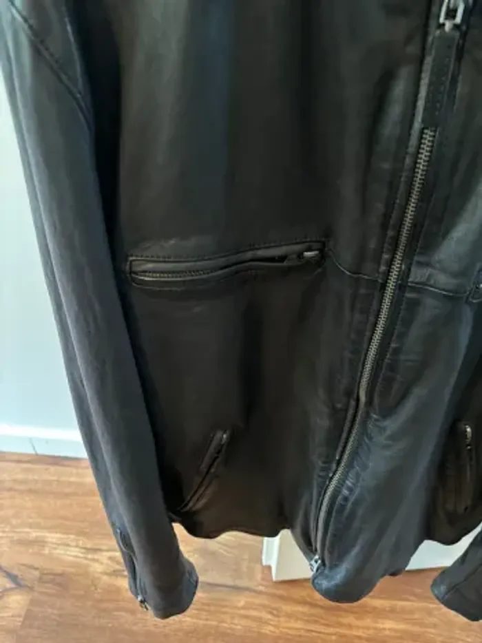 Blouson cuir Armani Jeans neuf luxe - photo numéro 5
