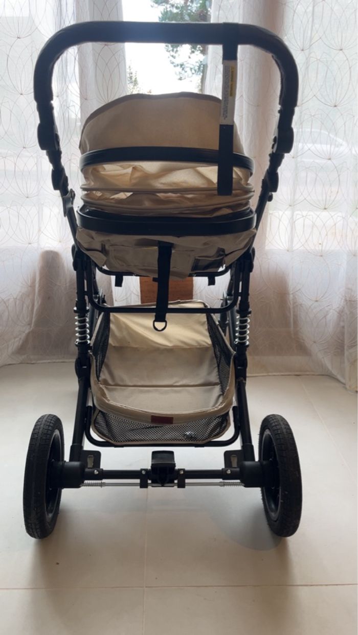 Poussettes - photo numéro 4