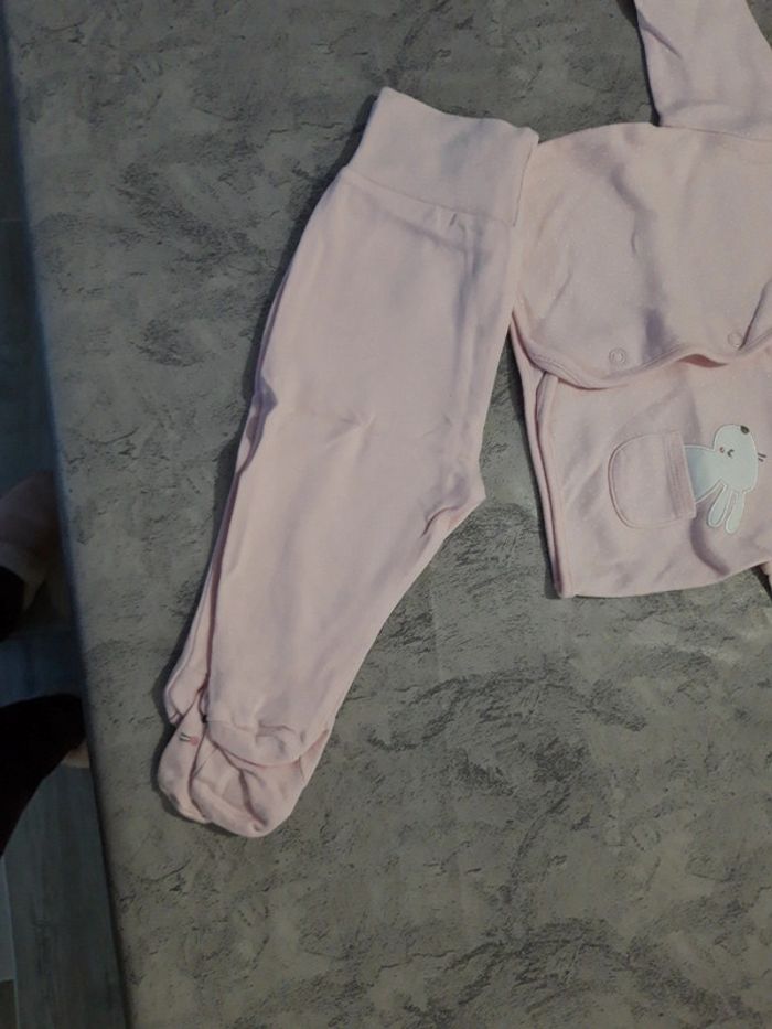 Pyjama 2 pièces à capuche 6 mois - photo numéro 2