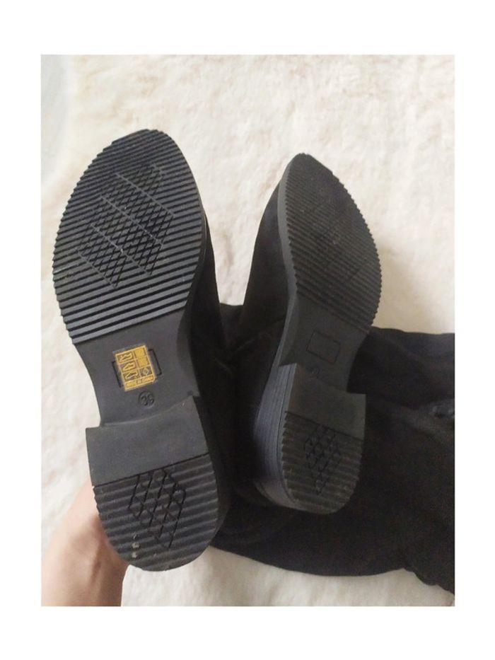 Bottes cuissardes aspect daim suédé à talon presque plat - photo numéro 7