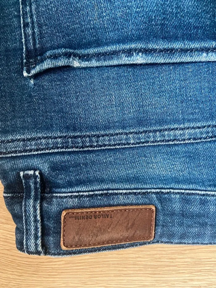 Jean 40 - photo numéro 5