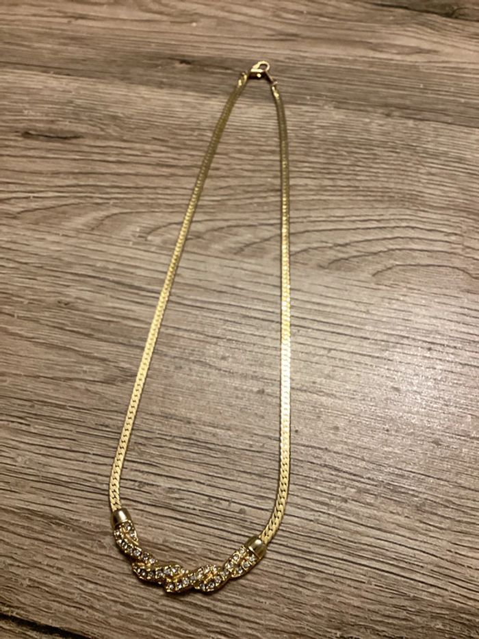 collier fantaisie de couleur or