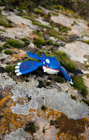 Super figurine Pokemon Nintendo tomy Kyogre