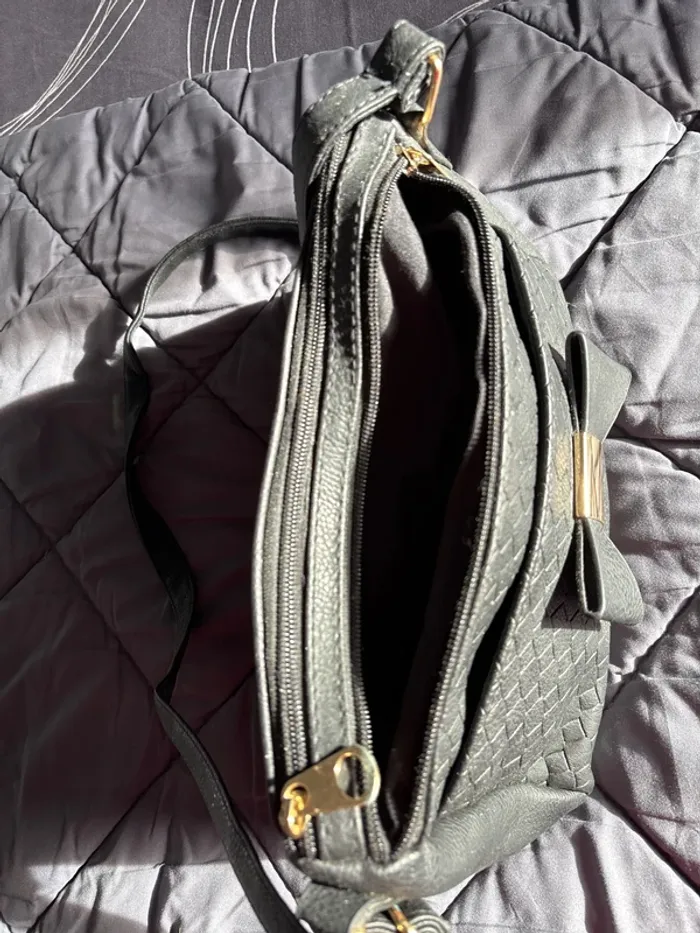Sac noir - photo numéro 3