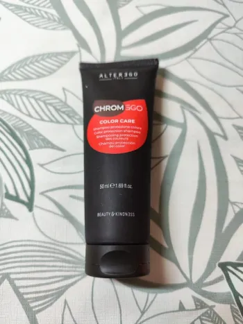 Alter ego shampoing protection des couleurs 50 ml valeur 8€  à utiliser 12 mois après ouverture