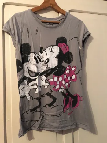 T shirt taille L Disney