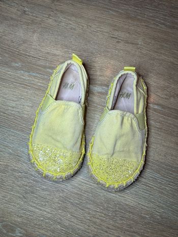 Espadrilles jaunes H&M