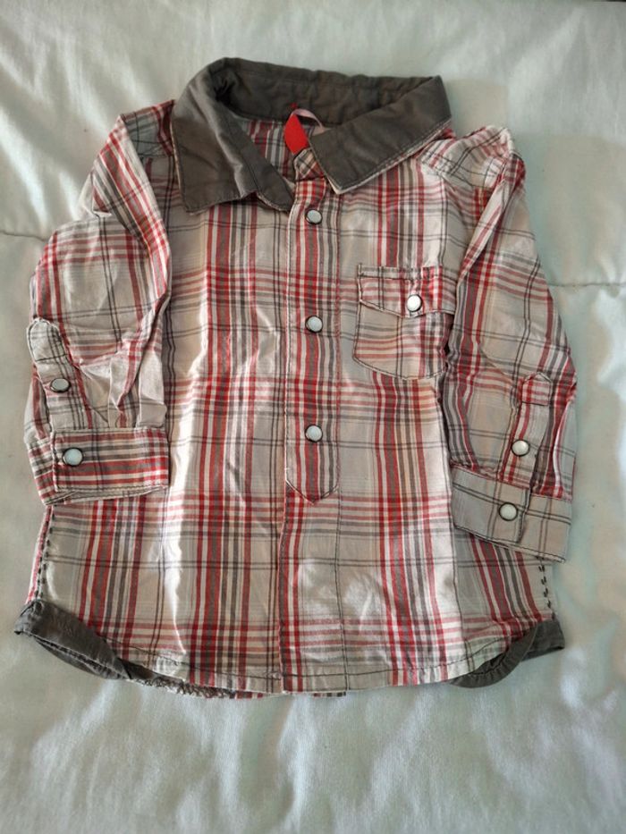Chemise à carreaux