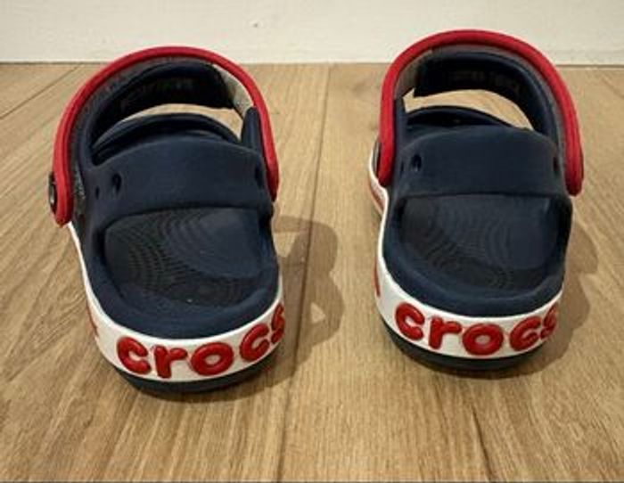 Sandales CROCS taille 25-26 - photo numéro 2