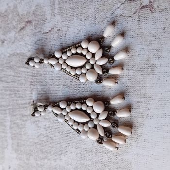 boucles d'oreilles perles en porcelaine 