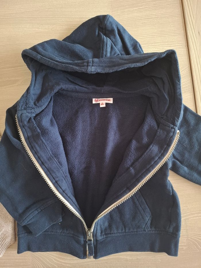 Lot vestes 2 ans - photo numéro 2