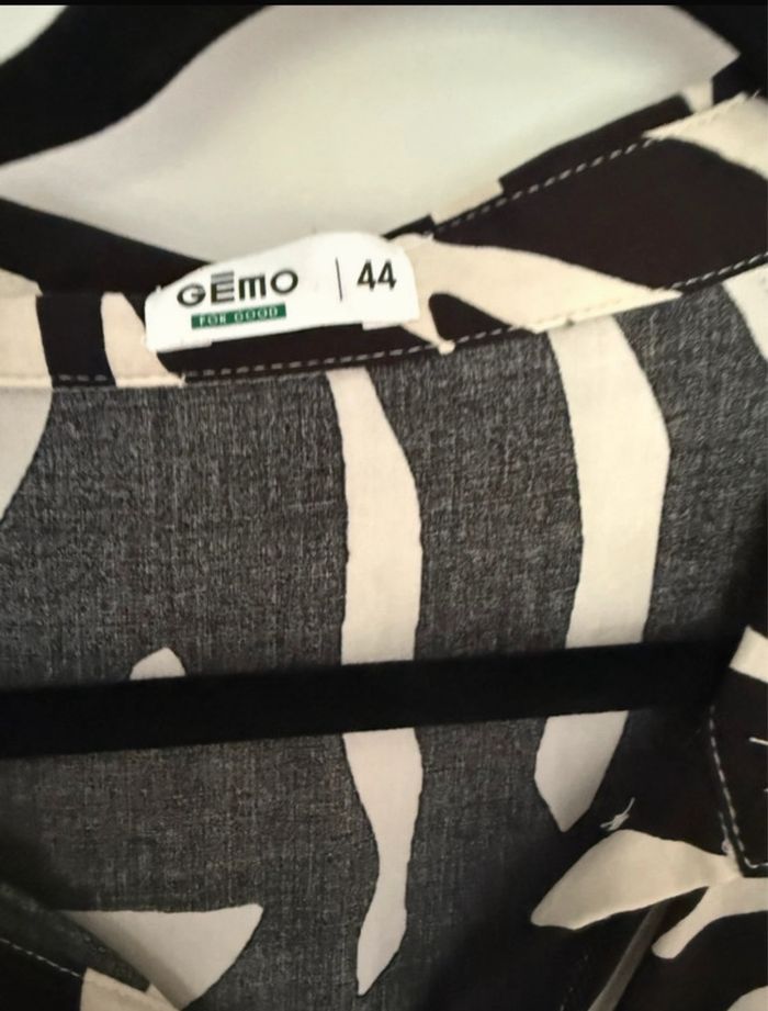 Robe. - photo numéro 3