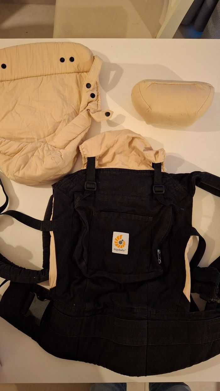Porte-bébé Ergobaby très bon état - photo numéro 3